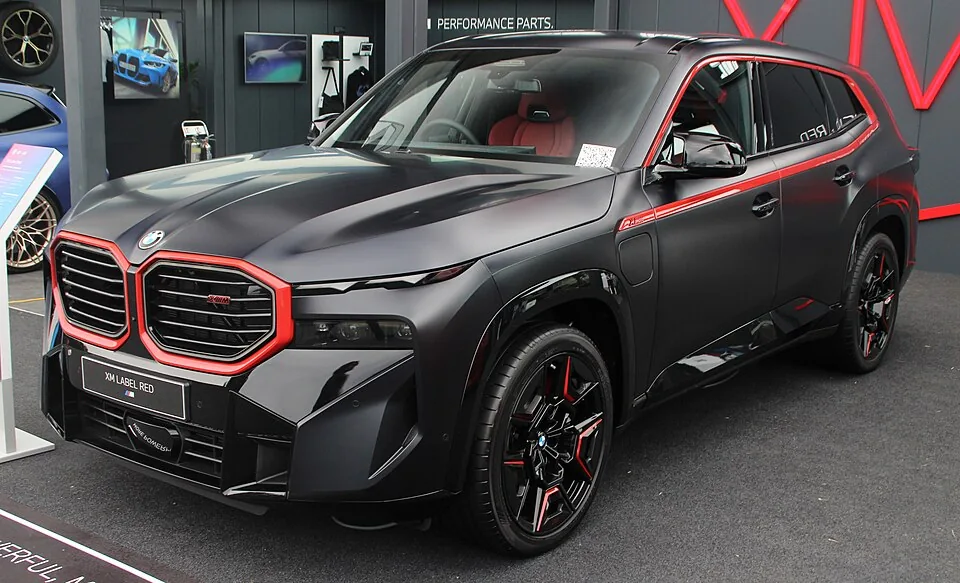 BMW XM 승용차