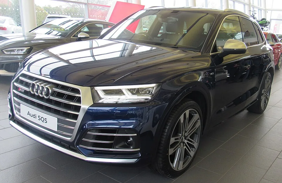아우디 SQ5 승용차