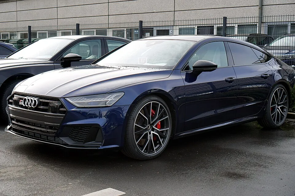 아우디 S7 승용차