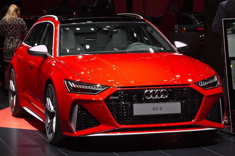 아우디 RS 6 승용차