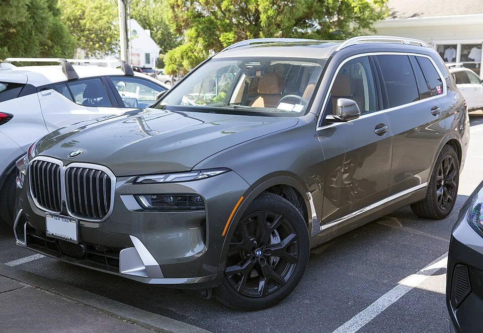 BMW X7 승용차